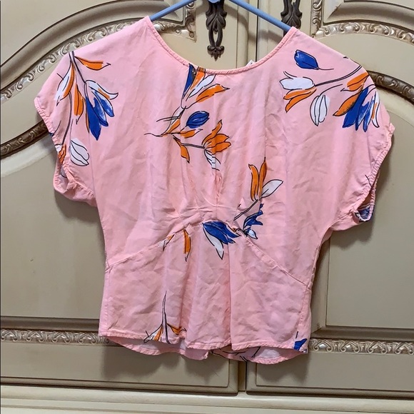 Forever 21 Tops - 💐 Top